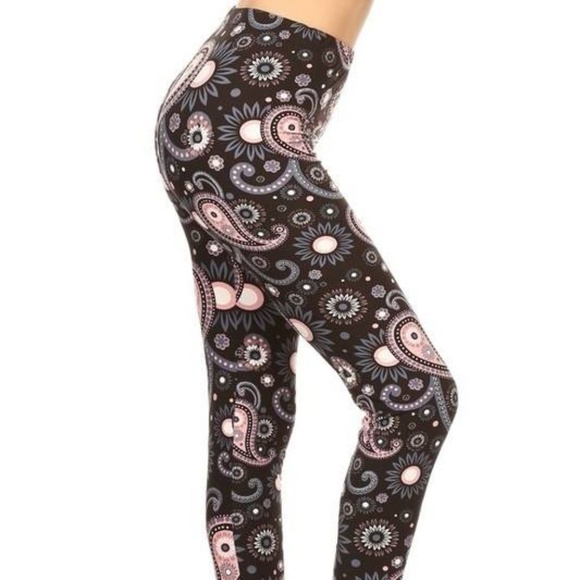 Plus size, multi-color print, full length leggings - Picture 2 of 5
